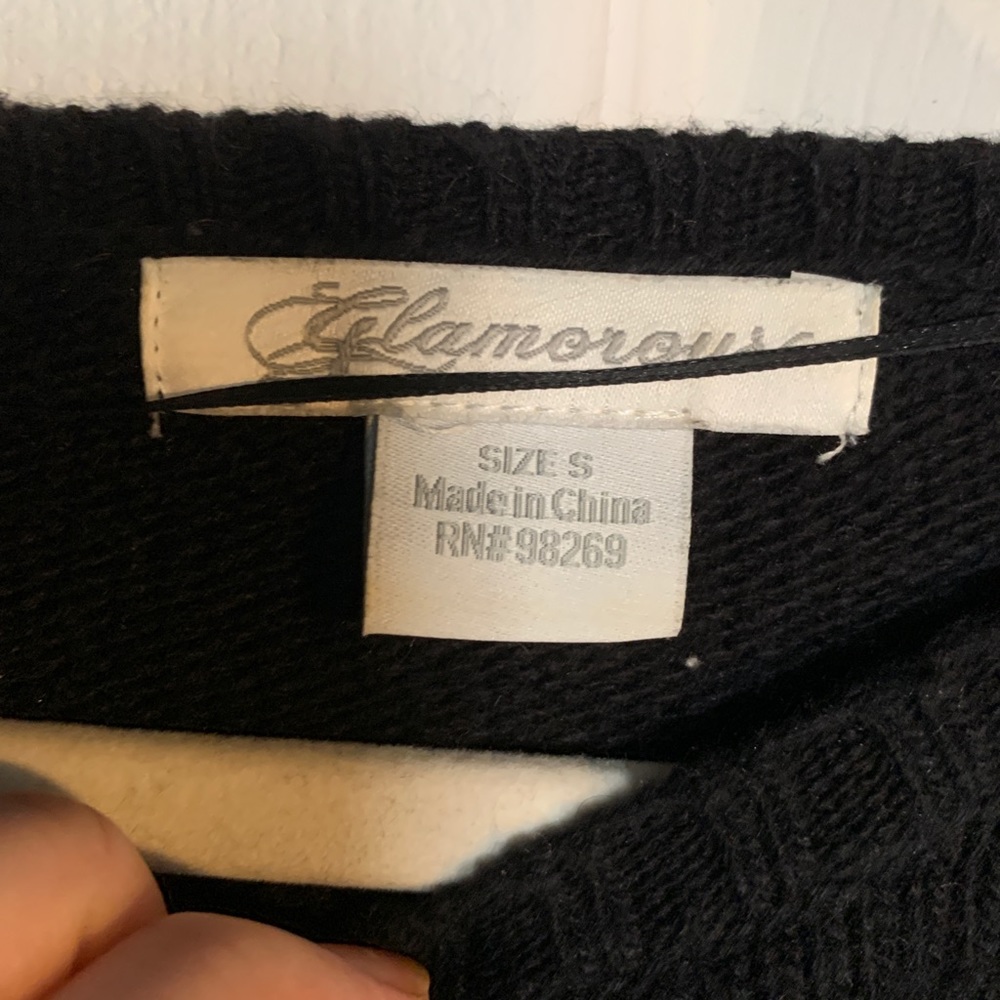 Embroidered sleeve sweater - Picture 4 of 4